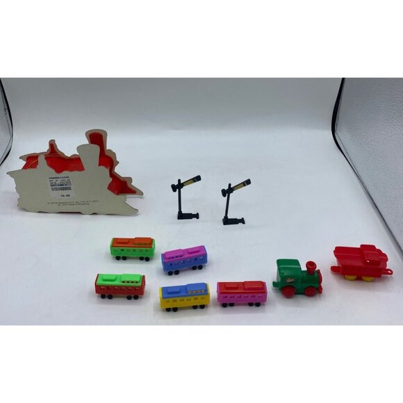 Vintage Train Christmas Decor Lot 1983 Shackman Container with 5 mini trains Toy - Picture 6 of 16